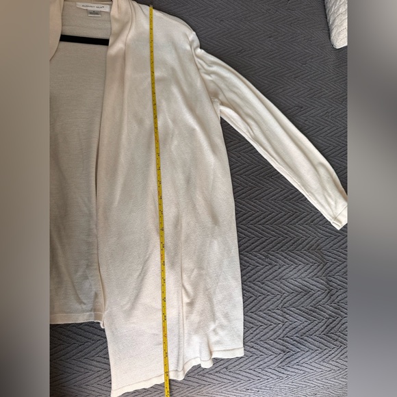 Silk Cardigan - Picture 8 of 9